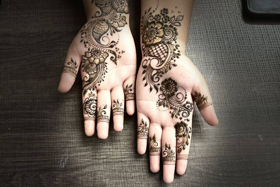 Love Aum Henna Creation