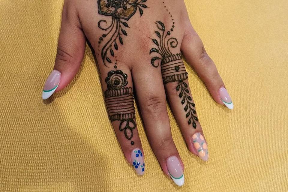 Love Aum Henna Creation
