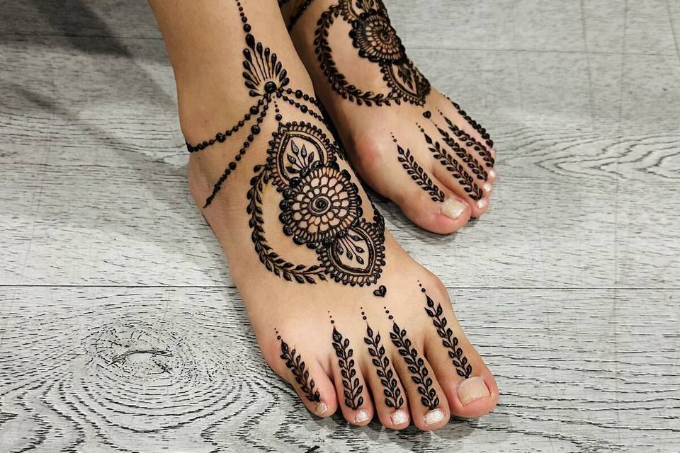 Love Aum Henna Creation