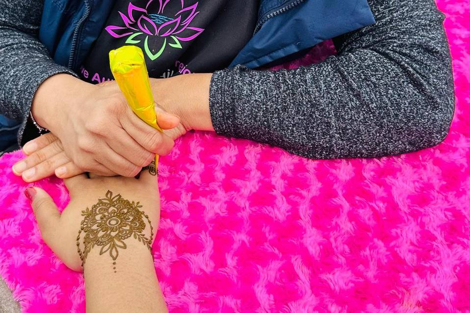 Love Aum Henna Creation