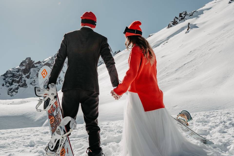 Wedding Couple in the mountain