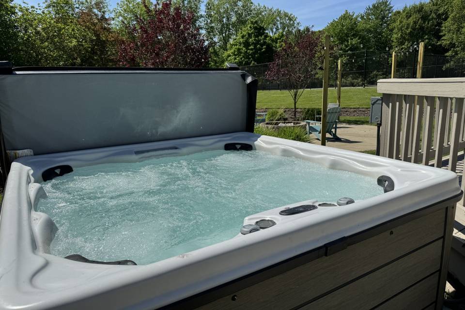 Hot tub