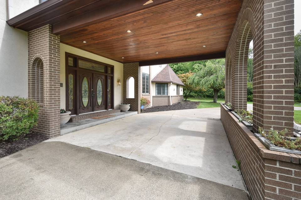 Entry way