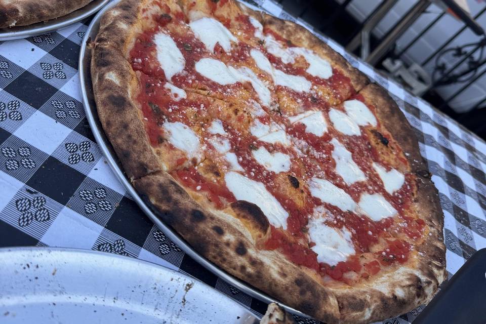 Margherita pizza