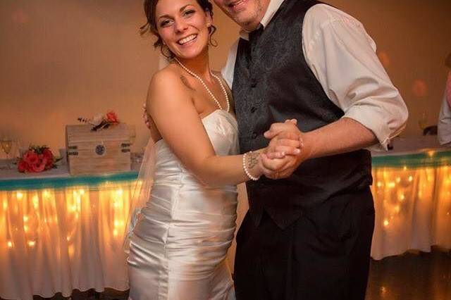 DJ Fred Ritter with the bride