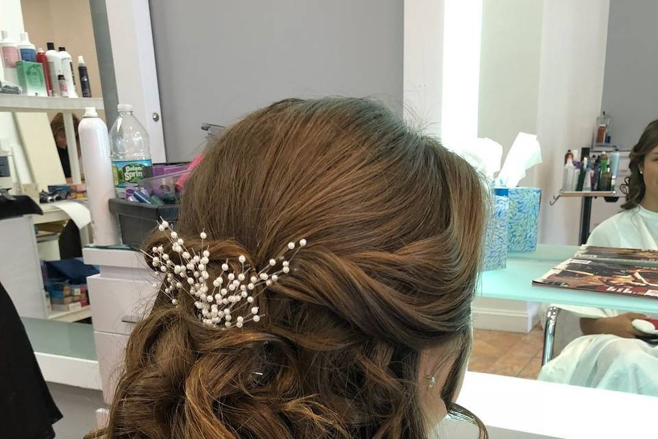 LM SALON