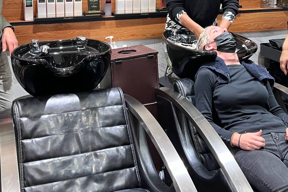 LM SALON