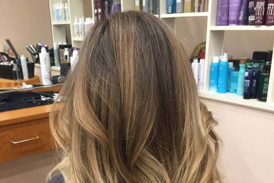 LM SALON