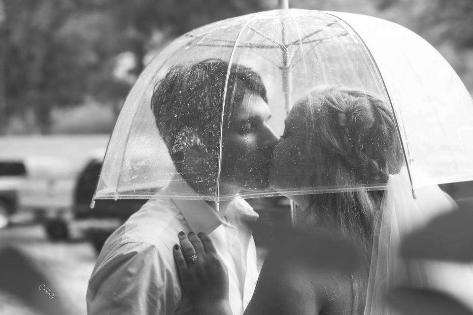 Kiss in the rain