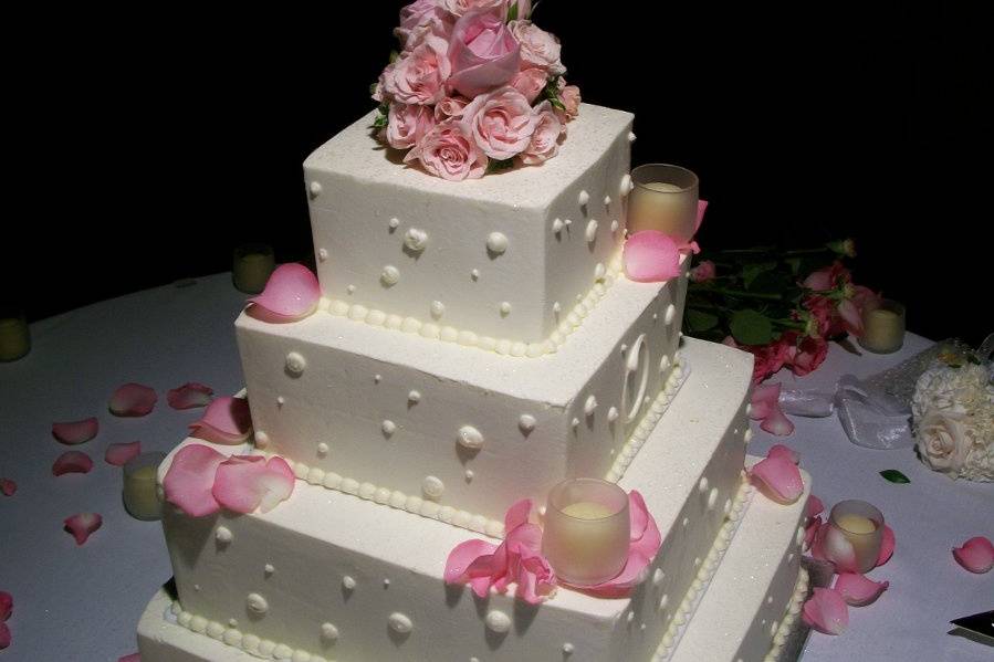 Four tier square cake