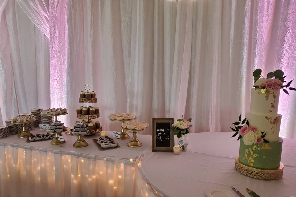 3-Tier + Dessert Bar