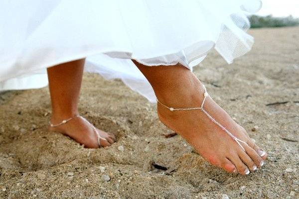 barefoot beach wedding in Hawaii