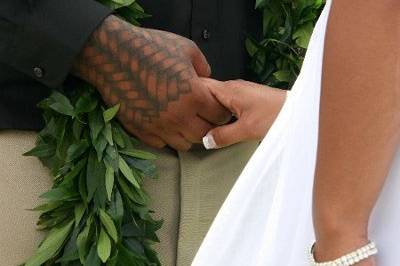 hawaiian local style wedding, groom with hawaiian tatoos
