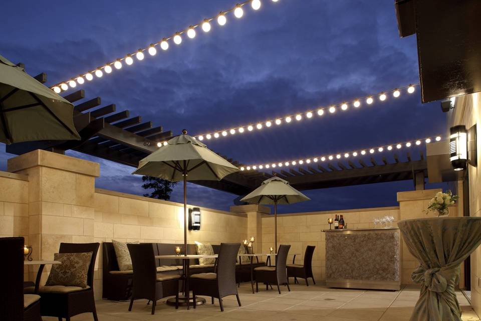 Market Street Bar at Hyatt Centric - Rooftop bar in Houston