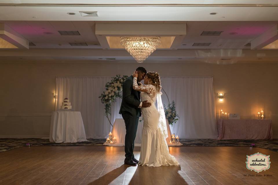 Sweetheart table setup