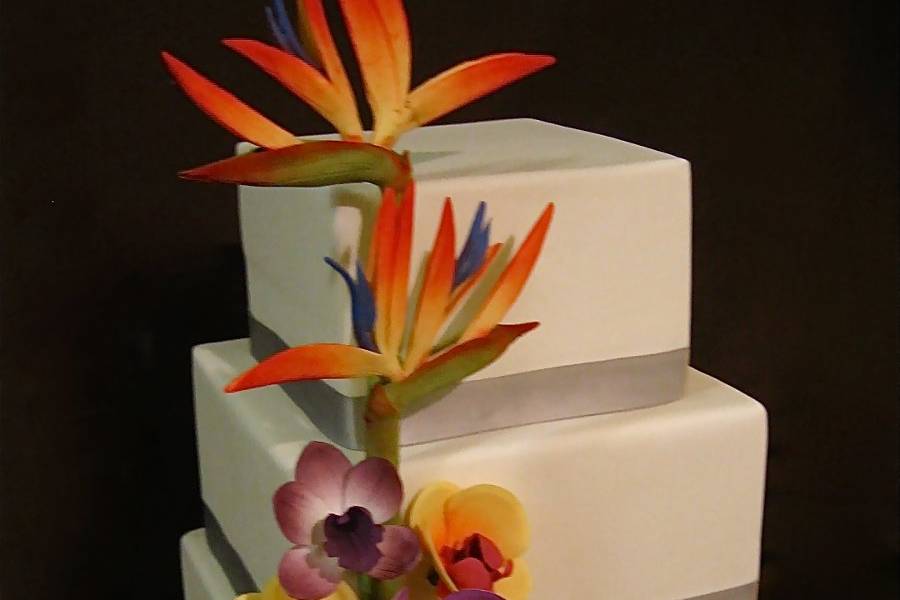 Kuramata cakes and sugar flowers