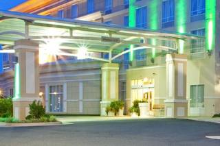 Holiday Inn Dumfries - Quantico Center