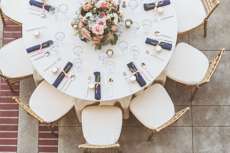 Tablescape on Front Veranda