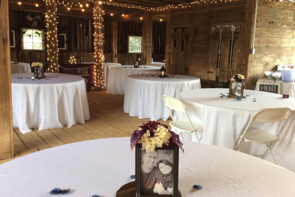 Guthrie Meadows Wedding Barn