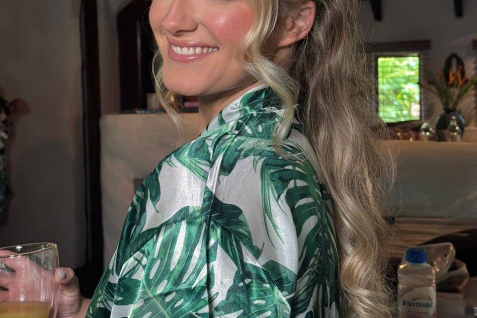 Costa rica makeupartist