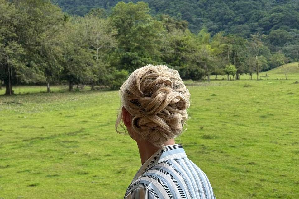 Costa rica bridal makeup