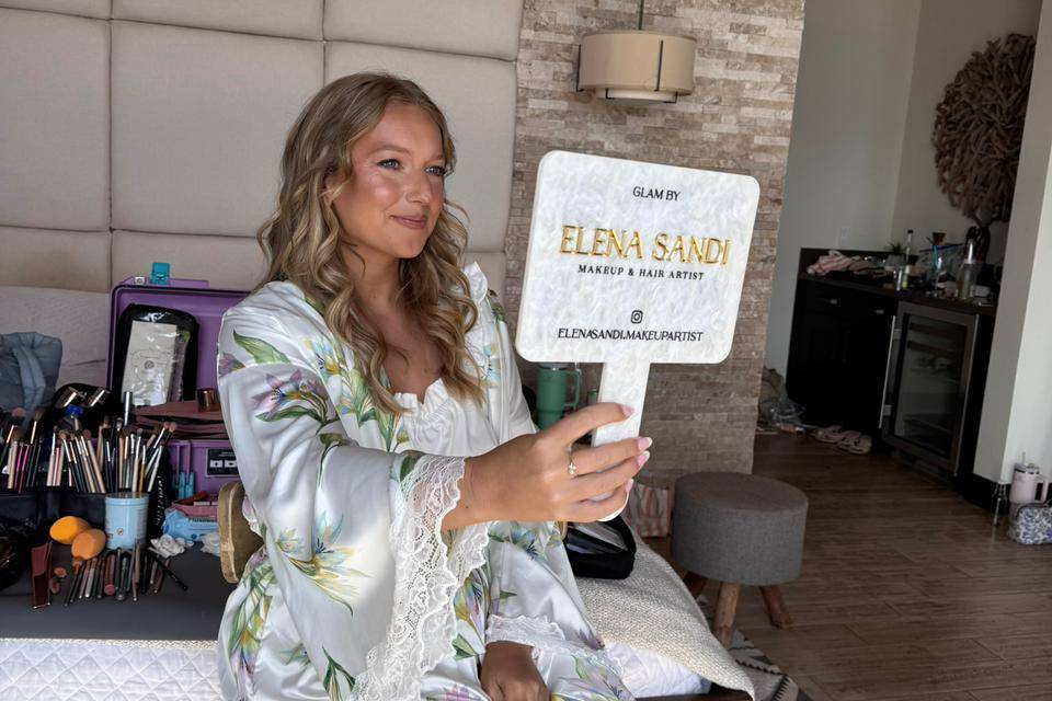 Costa rica makeup artist