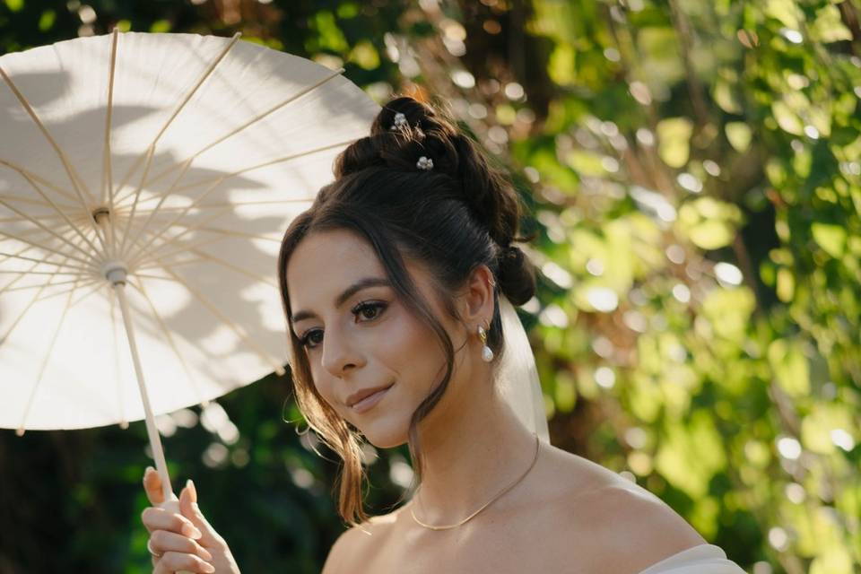 Costa rica makeup artist