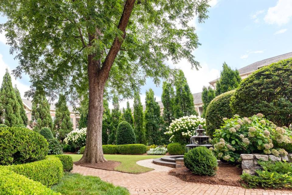 SCAD Ivy Hall