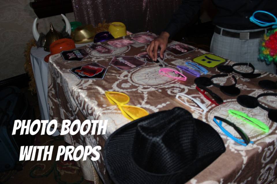 Photo booth with props