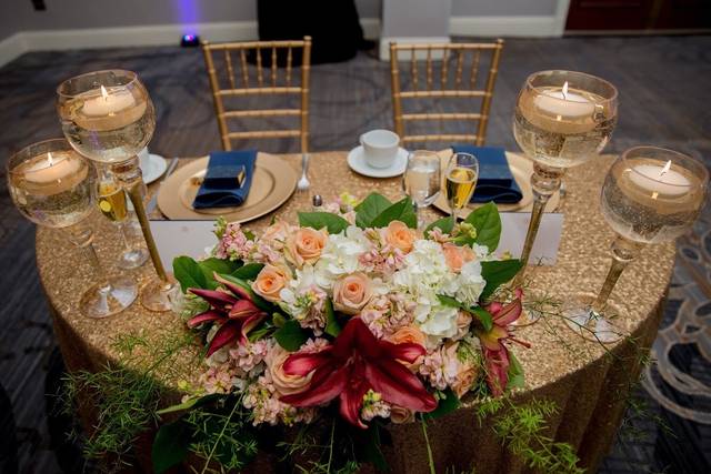 Sweetheart table