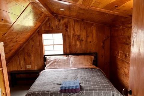 Cabin South Bedroom