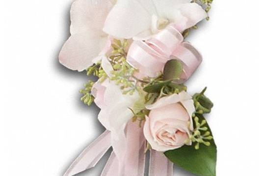 wedding corsage, wedding ceremonies, wedding flowers