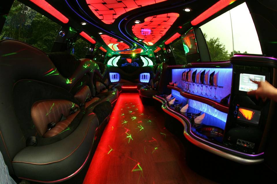 First Class Limousine