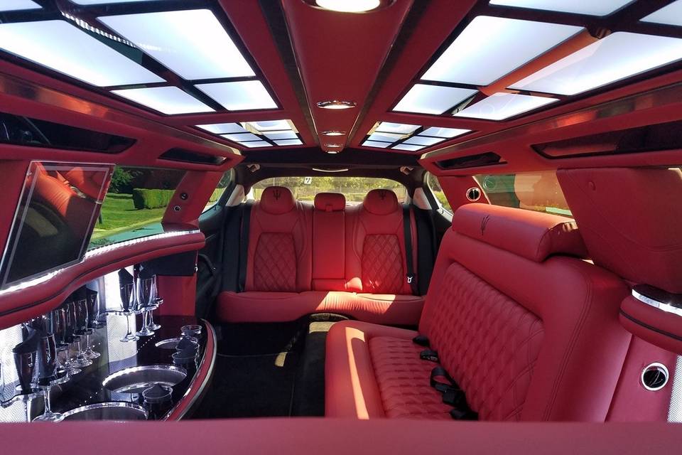 First Class Limousine