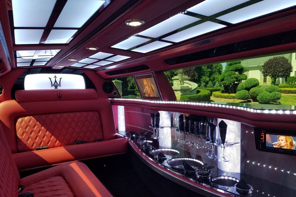 First Class Limousine