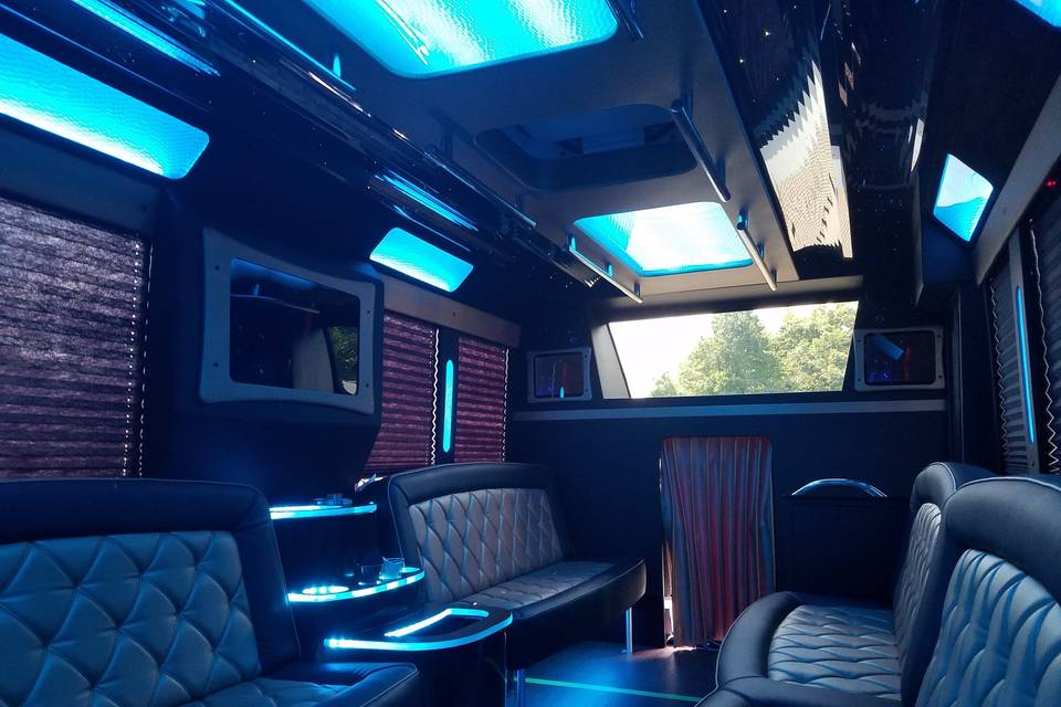 First Class Limousine