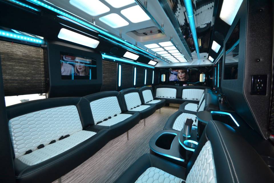 First Class Limousine