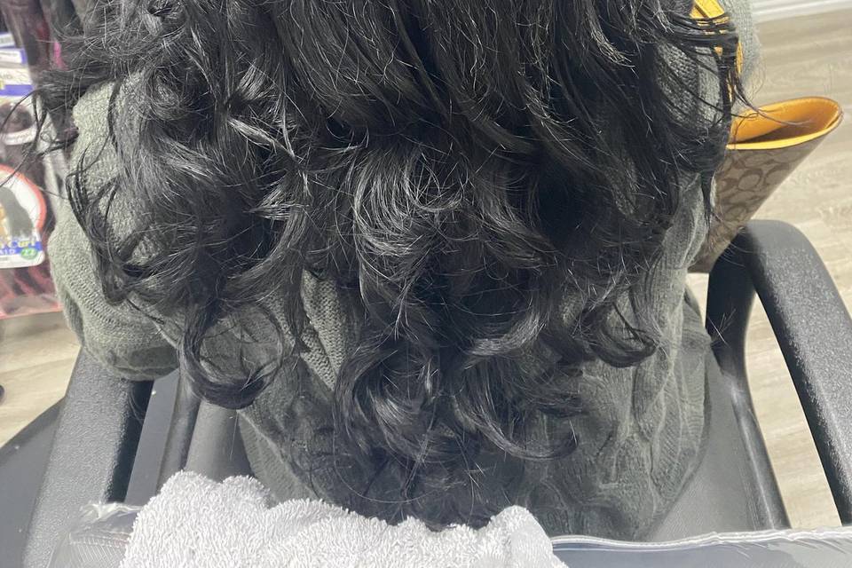 Traditional Sew-in Body Curls