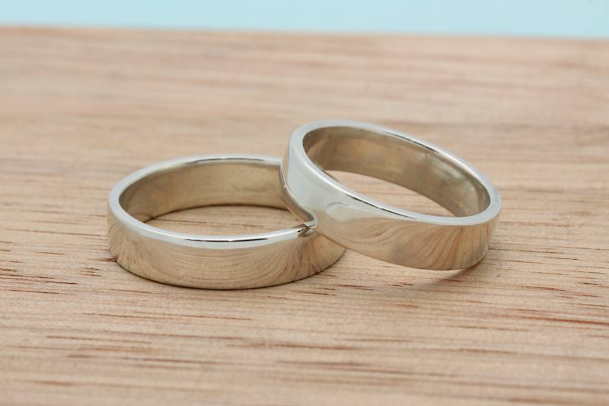 5: White Gold Rings Discounted: Motherhood Maternity: Baltimore