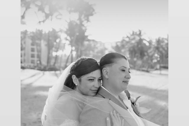 Nikki & Naraly