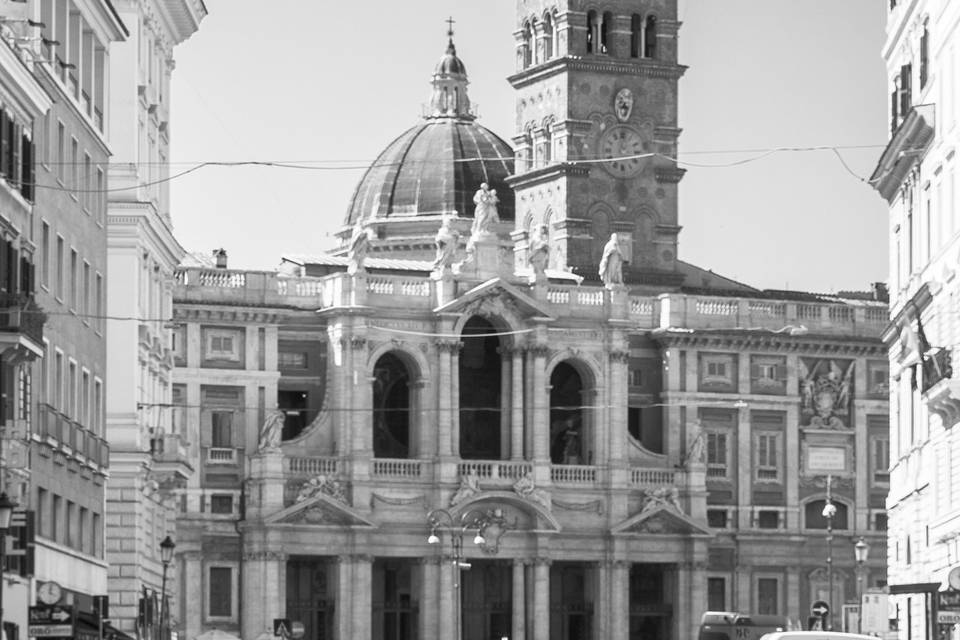 Romantic Couple in Rome