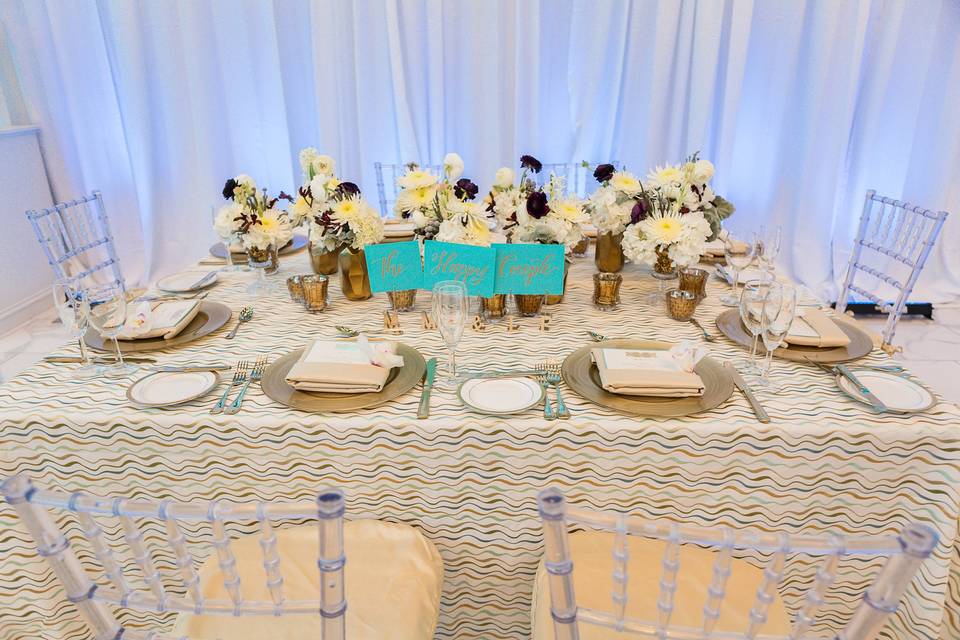 Sweetheart table