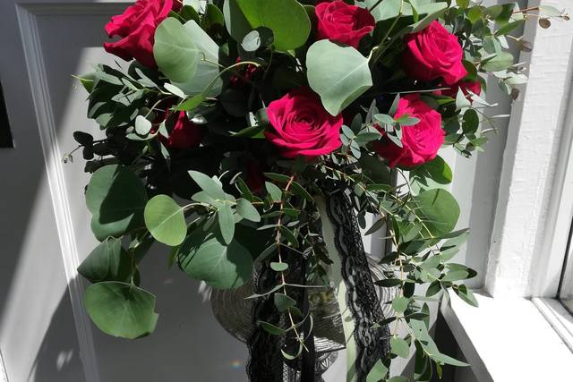 Red roses and black lace