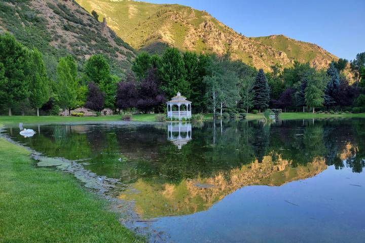 Serene Hobble Creek Manor