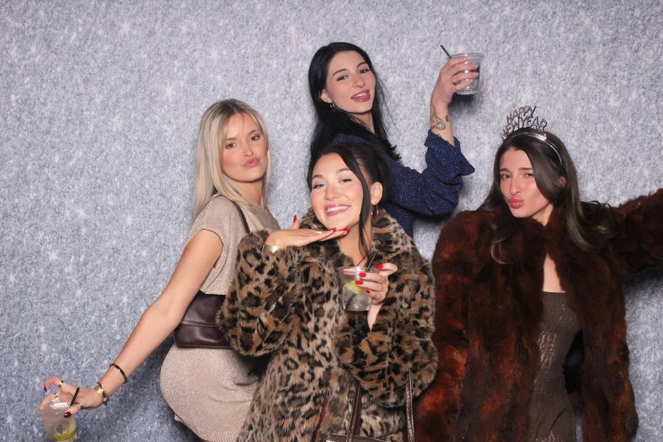 Smillie Photo Booth Co.