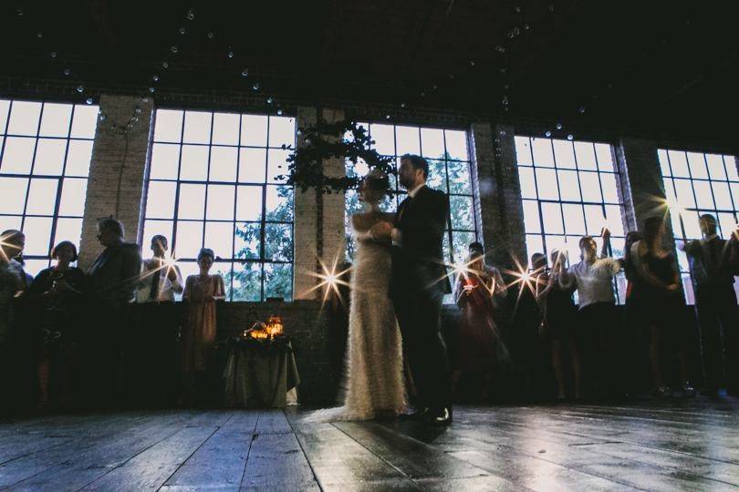 Couple dancing | Adam Chapin Photography