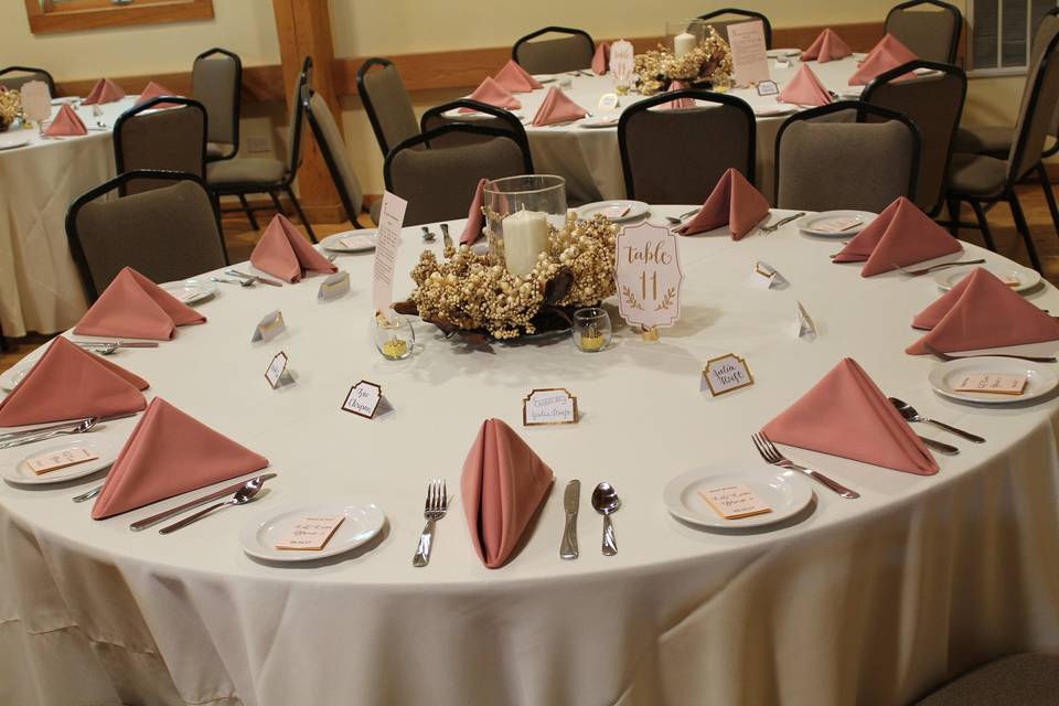 Cobblestone table setting