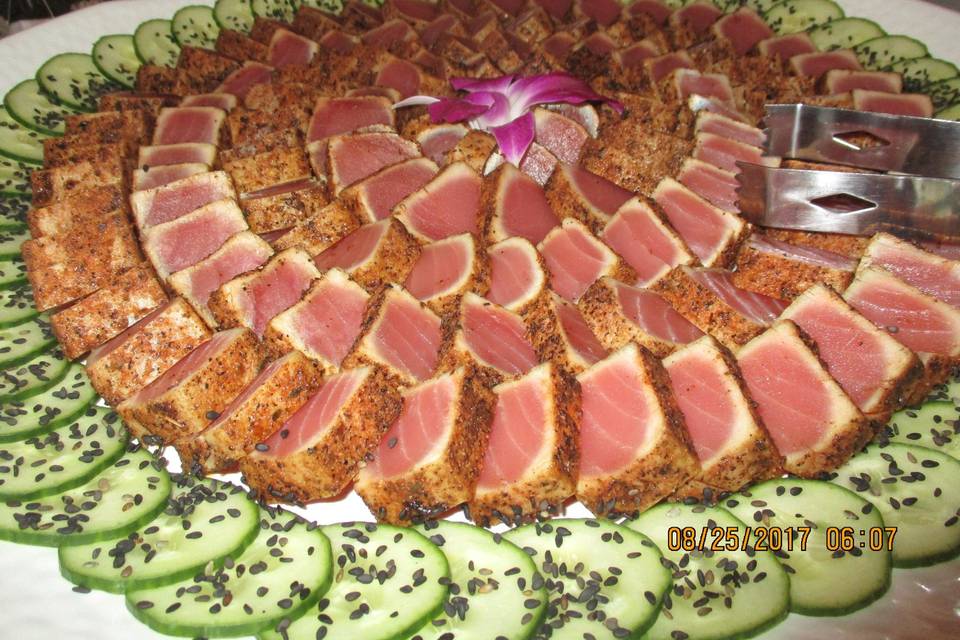 Tuna Tataki Platter