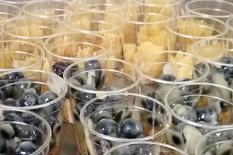 Blueberry lemon parfait