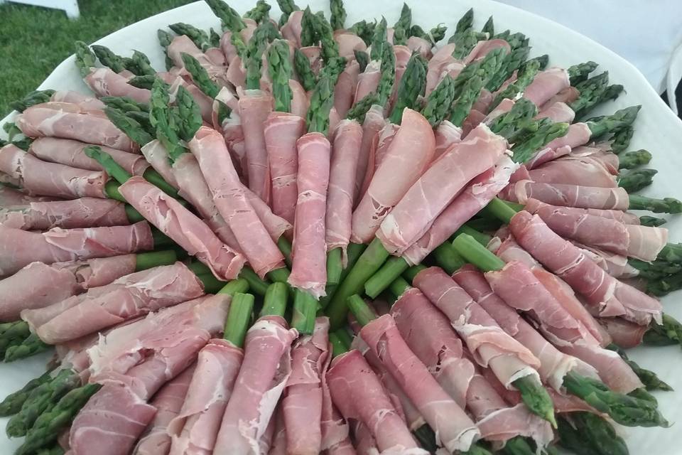 Prosciutto Wrapped Asparagus